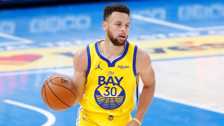 Stephen Curry steps up for community while playing at MVP level