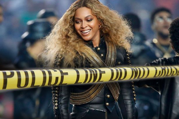 Cop Who Called For Boycott Of Beyoncé Super Bowl Performance Is Trying To Claim He's Black