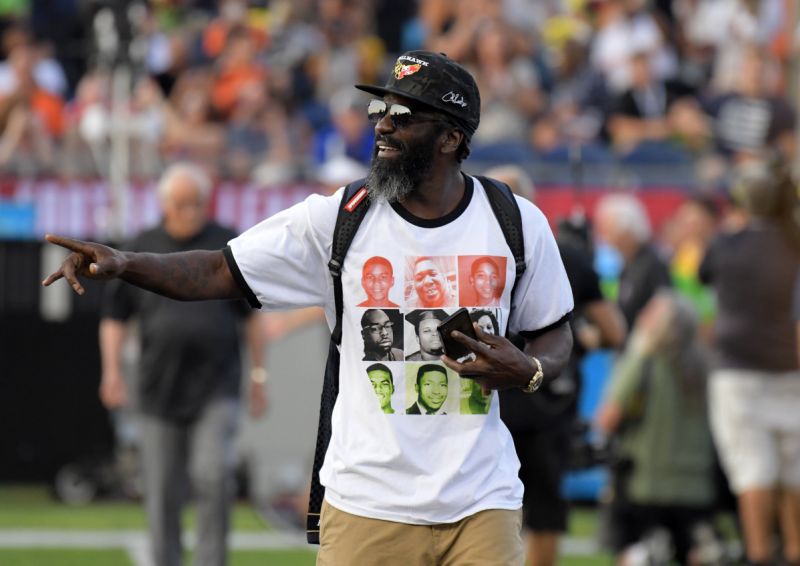 Ed Reed wears shirt displaying black victims of police brutality during NFL Hall of Fame Game