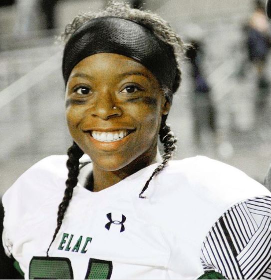 Toni Harris Becomes First Woman In History To Receive Non-Kicker Football Scholarship
